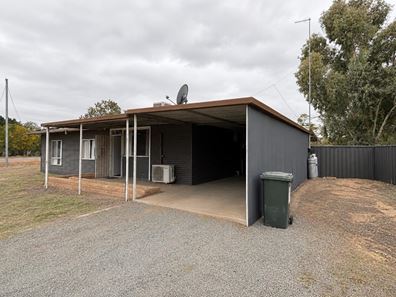 8 Touche Street, Three Springs WA 6519