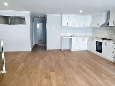 8/16 Hancock Street, Mandurah WA 6210