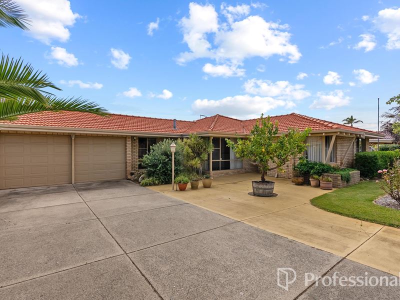 15 Abalone Crescent, Waikiki WA 6169