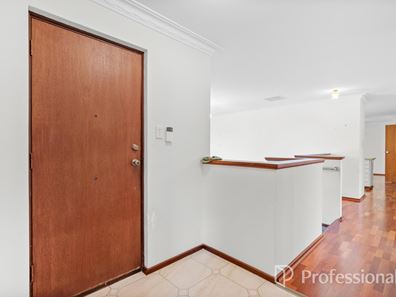 15 Abalone Crescent, Waikiki WA 6169