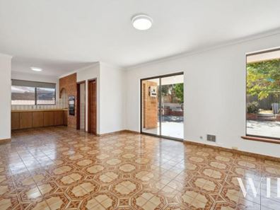 22 Mccombe Avenue, Samson WA 6163