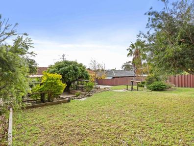 235 Camberwarra Drive, Craigie WA 6025