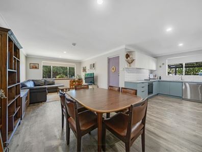 8B Blomfield Court, Kewdale WA 6105