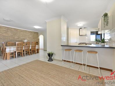 7 Oceanside Drive, Wandina WA 6530