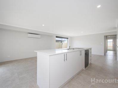 4 Karnak Parkway, Dawesville WA 6211