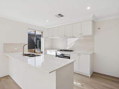 25 Paperbark Road, Sinagra WA 6065