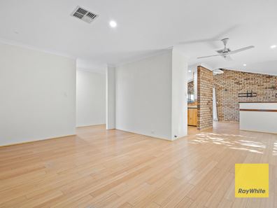 11 Sparkes Court, Girrawheen WA 6064