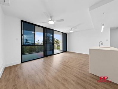 13/36 Pearl Parade, Scarborough WA 6019