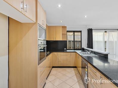 30 Marsala Way, Ellenbrook WA 6069