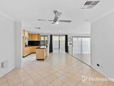 30 Marsala Way, Ellenbrook WA 6069