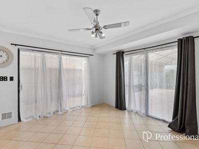 30 Marsala Way, Ellenbrook WA 6069
