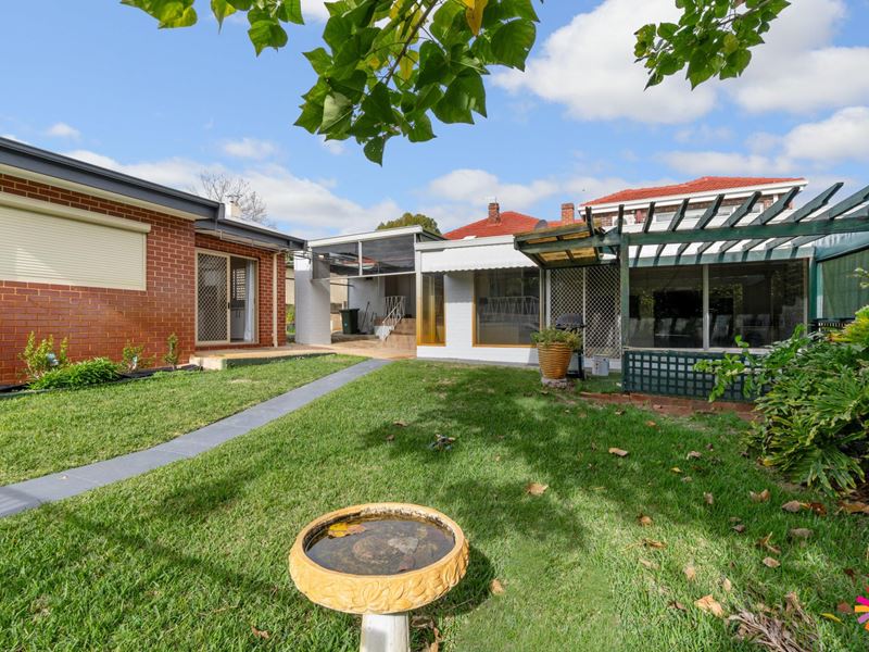 16A Maple Street, Lathlain