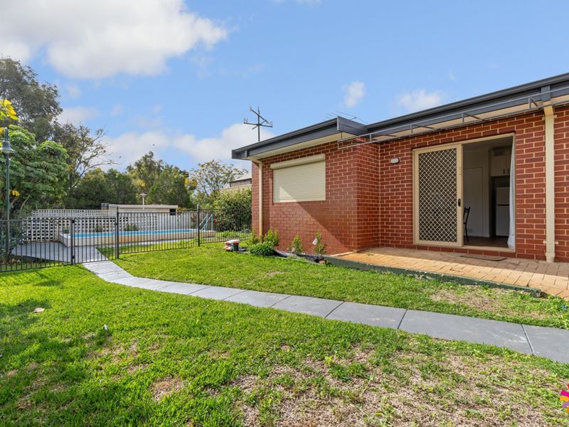 16A Maple Street, Lathlain WA 6100