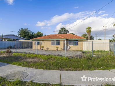 22 Pannell Way, Girrawheen WA 6064