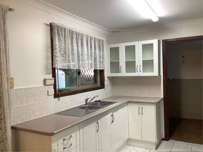 2 Nerelle Street, Waggrakine WA 6530