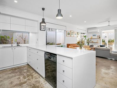 41 Sedgeford Way, North Beach WA 6020