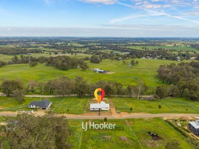 66 Livingstone Heights, Roelands WA 6226