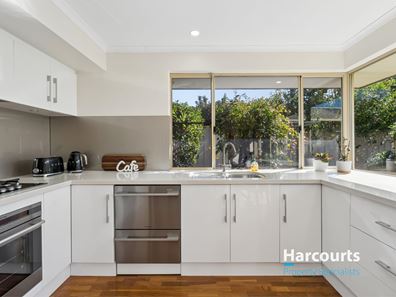 3 Lexington Ave, Canning Vale WA 6155