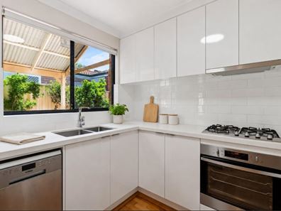 4/163 French St, Tuart Hill WA 6060