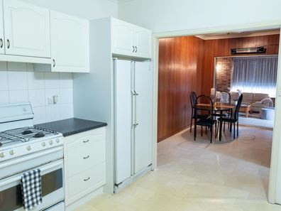 18 Garnett Place, Balga WA 6061