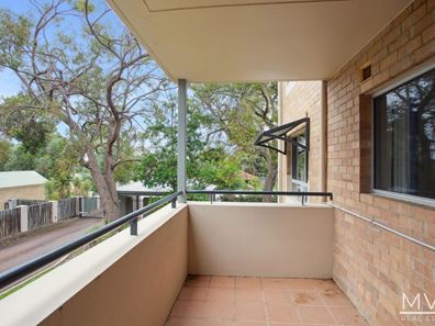 8/15 Friar John Way, Coolbellup WA 6163