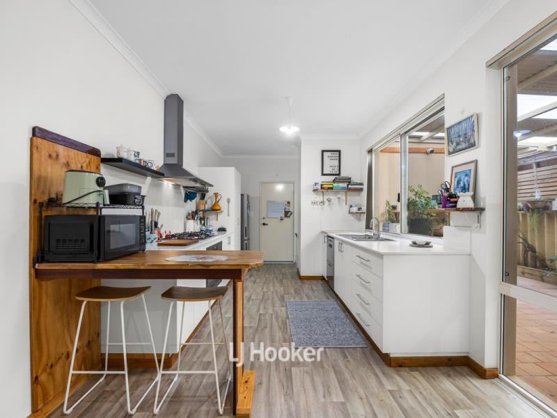 26 Arrowsmith Drive, Dalyellup WA 6230