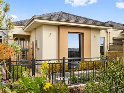 26 Arrowsmith Drive, Dalyellup WA 6230
