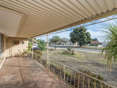 578 Morley Drive, Morley WA 6062