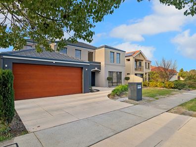 33 Kardan Circuit, Karawara WA 6152