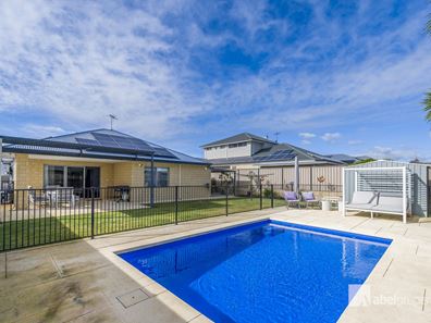 39 Tranquility Crescent, Aveley WA 6069