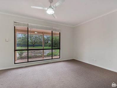 112 Astley Street, Gosnells WA 6110