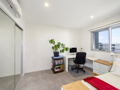 61/5 Rowe Avenue, Rivervale WA 6103