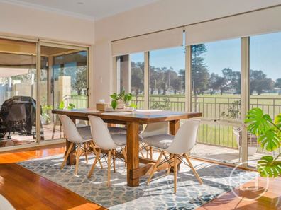 42 Leighton Road East, Halls Head WA 6210