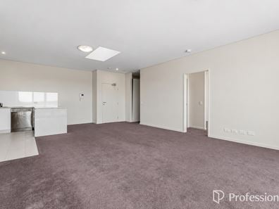 193/2 Signal Terrace, Cockburn Central WA 6164