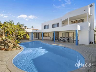 22 Huxley Place, Spearwood WA 6163