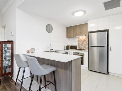 33/2 Louvre Way, Baldivis WA 6171