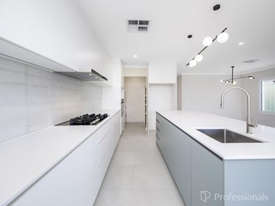 43B Marjorie Avenue, Riverton WA 6148
