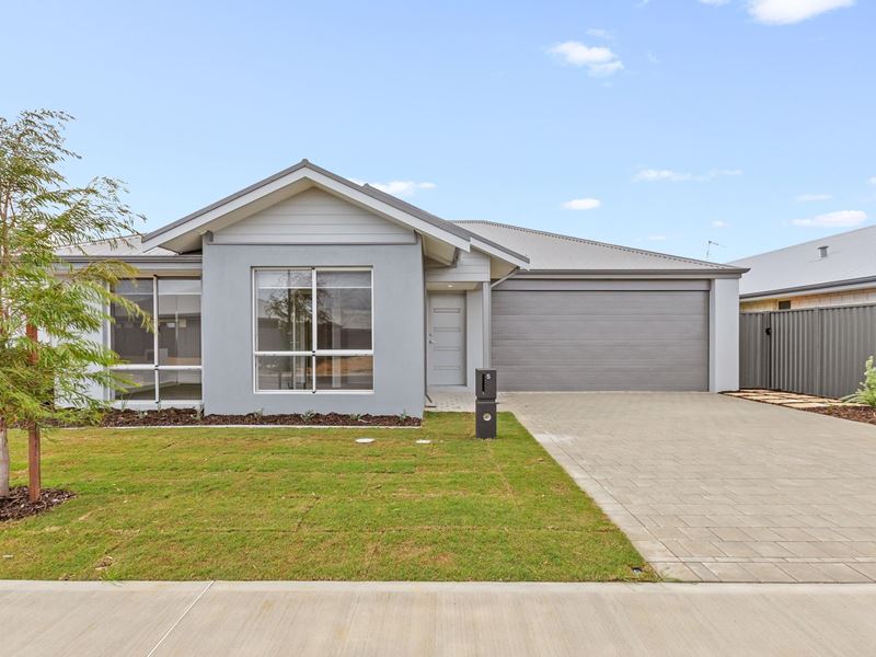 5 Dharug Street, Yanchep WA 6035