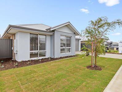 5 Dharug Street, Yanchep WA 6035