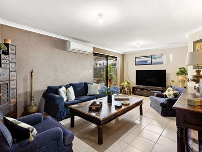 8/18 Irrawaddy Drive, Greenfields WA 6210