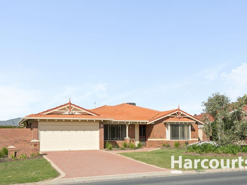 135 Woodvale Drive, Woodvale WA 6026