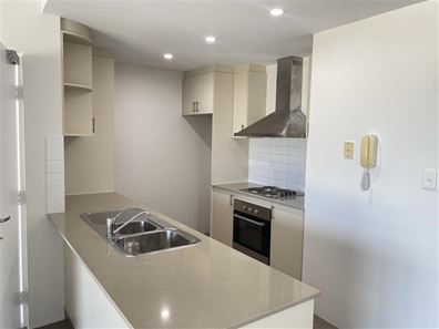 40/34 Metro Turn, Ellenbrook WA 6069