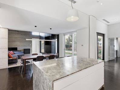 5 Willcock Avenue, Daglish WA 6008