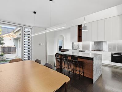 5 Willcock Avenue, Daglish WA 6008