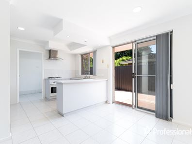 19 Girrawheen Avenue, Girrawheen WA 6064