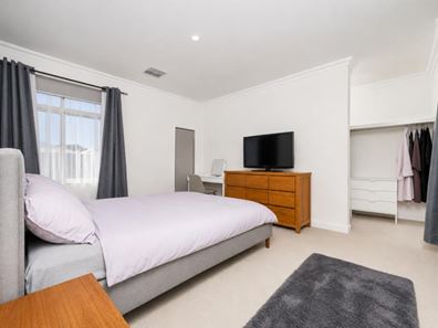 7 Serene Way, Yanchep WA 6035