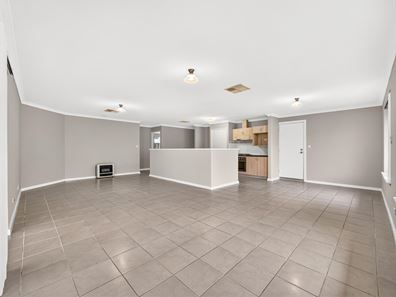 11 Liechardt Loop, Rockingham WA 6168