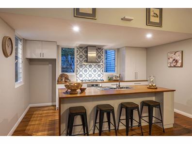 7 Norfolk Street, Dunsborough WA 6281