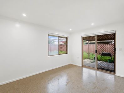 21 Lassen Gardens, Ballajura WA 6066