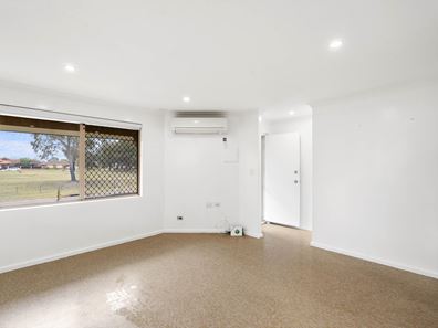 21 Lassen Gardens, Ballajura WA 6066